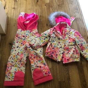 Colorful dot winter snow suit